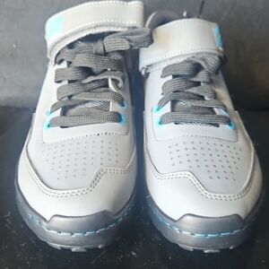 FIVE TEN KESTREL STEALTH Womens Lace/Tension Strap Mountain Bike Shoes Size 7.5